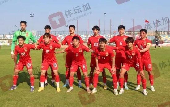 五天培训期间，中国电影资料馆副馆长陆亮，原广电总局党组成员、副局长童刚，全国政协委员、北京电影学院导演系教授王瑞，全国政协委员、《当代电影》杂志社社长皇甫宜川，北京师范大学艺术与传媒学院院长、教授胡智锋，北京电影学院教师、导演、演员马晓静等电影领域专家学者，唐季礼、陈力、张冀、文牧野、宋方金、魏克然、刘鹏、李金蕾、李雯雯等电影行业从业者，电影《镖人：风起大漠》主创吴京、俞白眉，电影《孤注一掷》主创王易冰、张艺兴，纪录电影《登月》主创孔伟娜、乔岩、于超，以及管清友、施广强、梅丽莎等来自经济等其他“跨界”领域的专家，与学员面对面展开交流讨论，以行业前沿实践激发学员思考，碰撞出将电影创作、宣发及经济等议题运用到电影宣传实践中的新思路、好点子。
