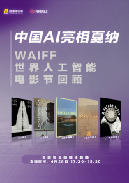 我又得把这个“大脑”暂时摘下来，放到架子上，换回我拍独立电影时的“大脑”，假装我是在街头偷拍电影。