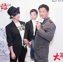 当天，业内专家、代表等出席了此次活动，共同见证CINITY LED洛杉矶制版中心正式成立。